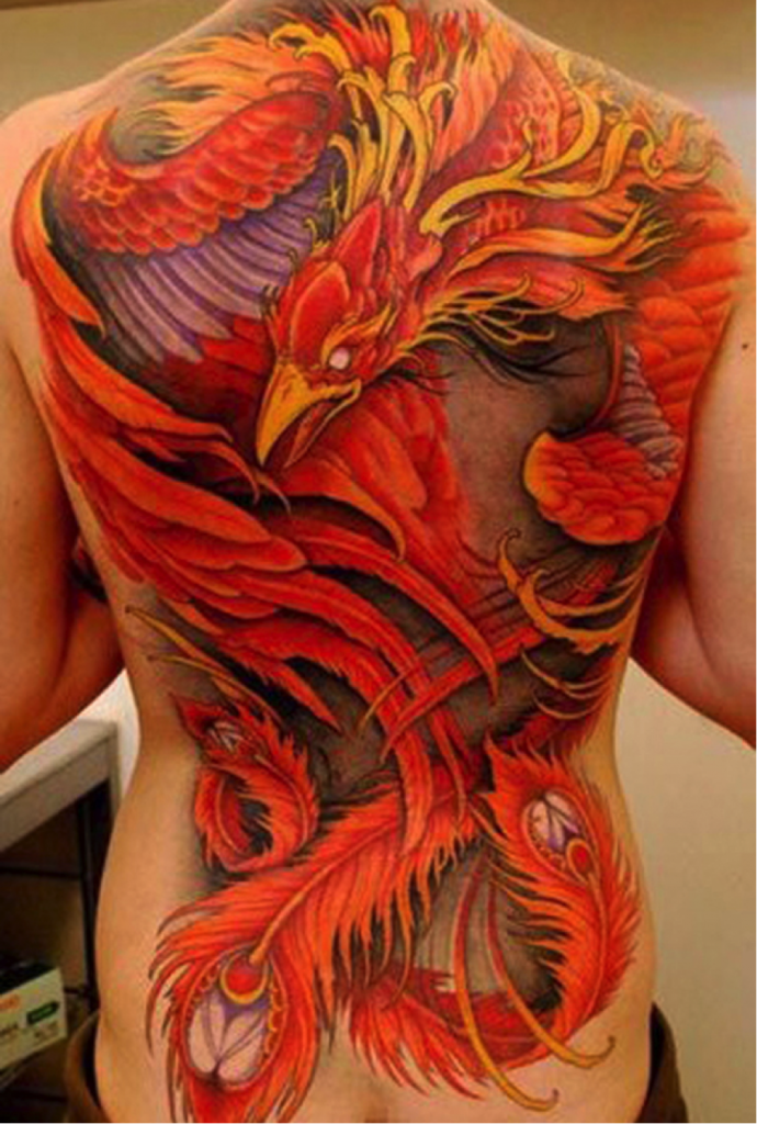 Tatuaggi e simbologia: la fenice infuocata