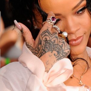 rihanna-tattoo