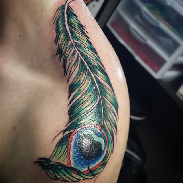 peacock-feather-tattoos-31