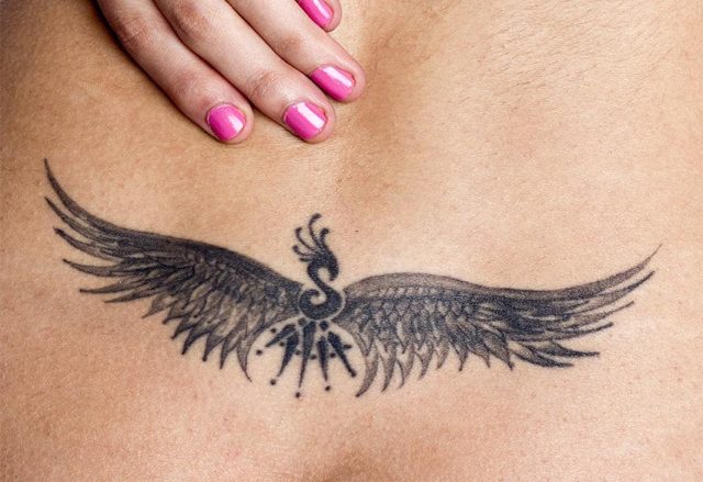 tatuaggio osso sacro 8
